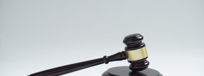 子女抚养纠纷不支持原告如何判决