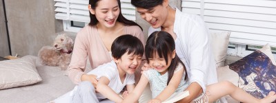 离婚时子女按什么条件判