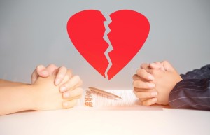 女方净身出户没有孩子离婚协议书怎么写