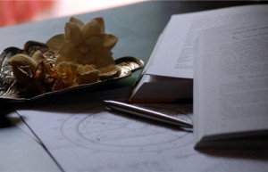 离婚经常居住地的认定标准