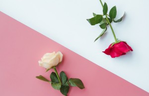 起诉离婚期间拒绝对方探视小孩合法吗
