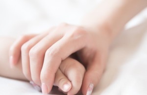 去法院起诉离婚需要多少钱呢