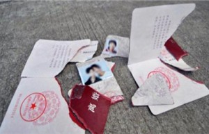 夫妻分居后一方所欠债务怎么处理