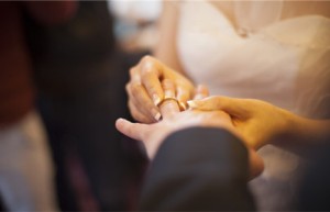 父母不同意儿子离婚怎么办